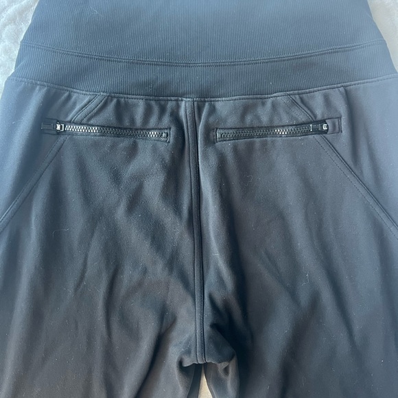 Athleta Venice Black Joggers Size XS - Picture 11 of 12